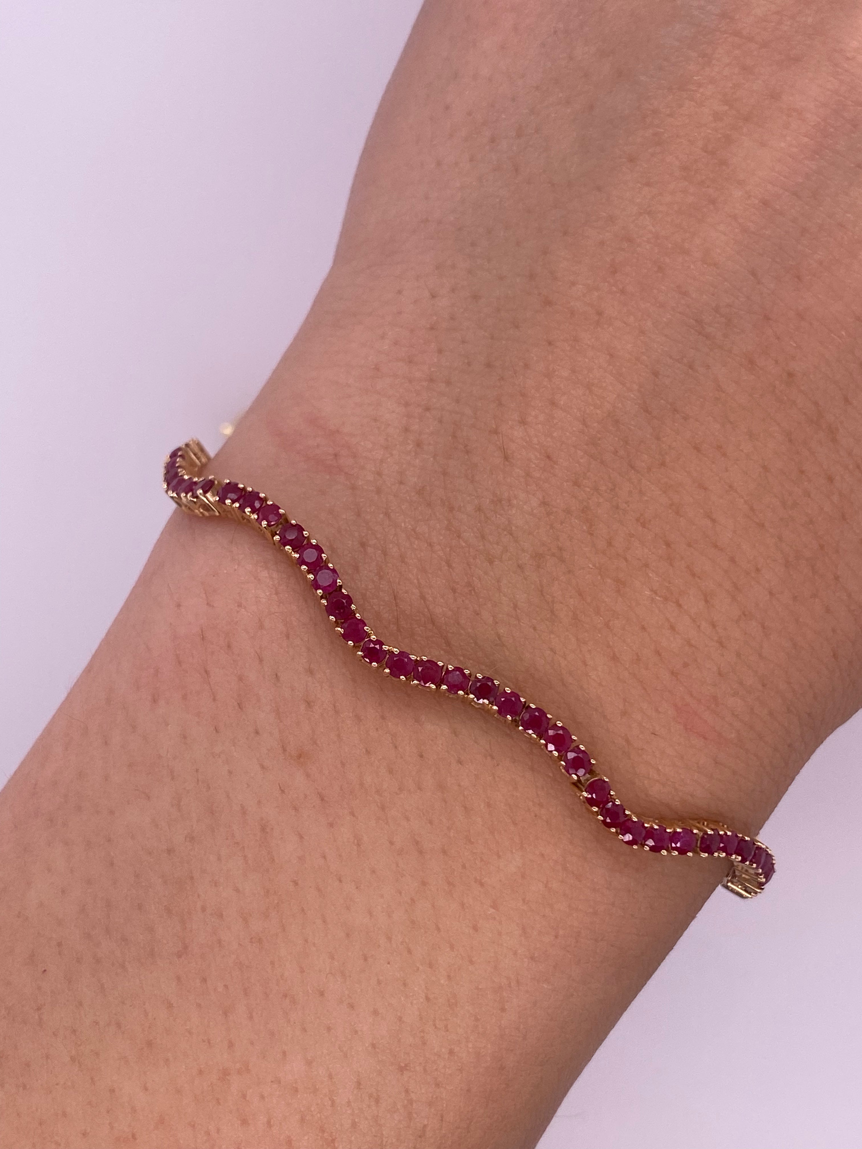 P0064 - Pulsera wavy rubí