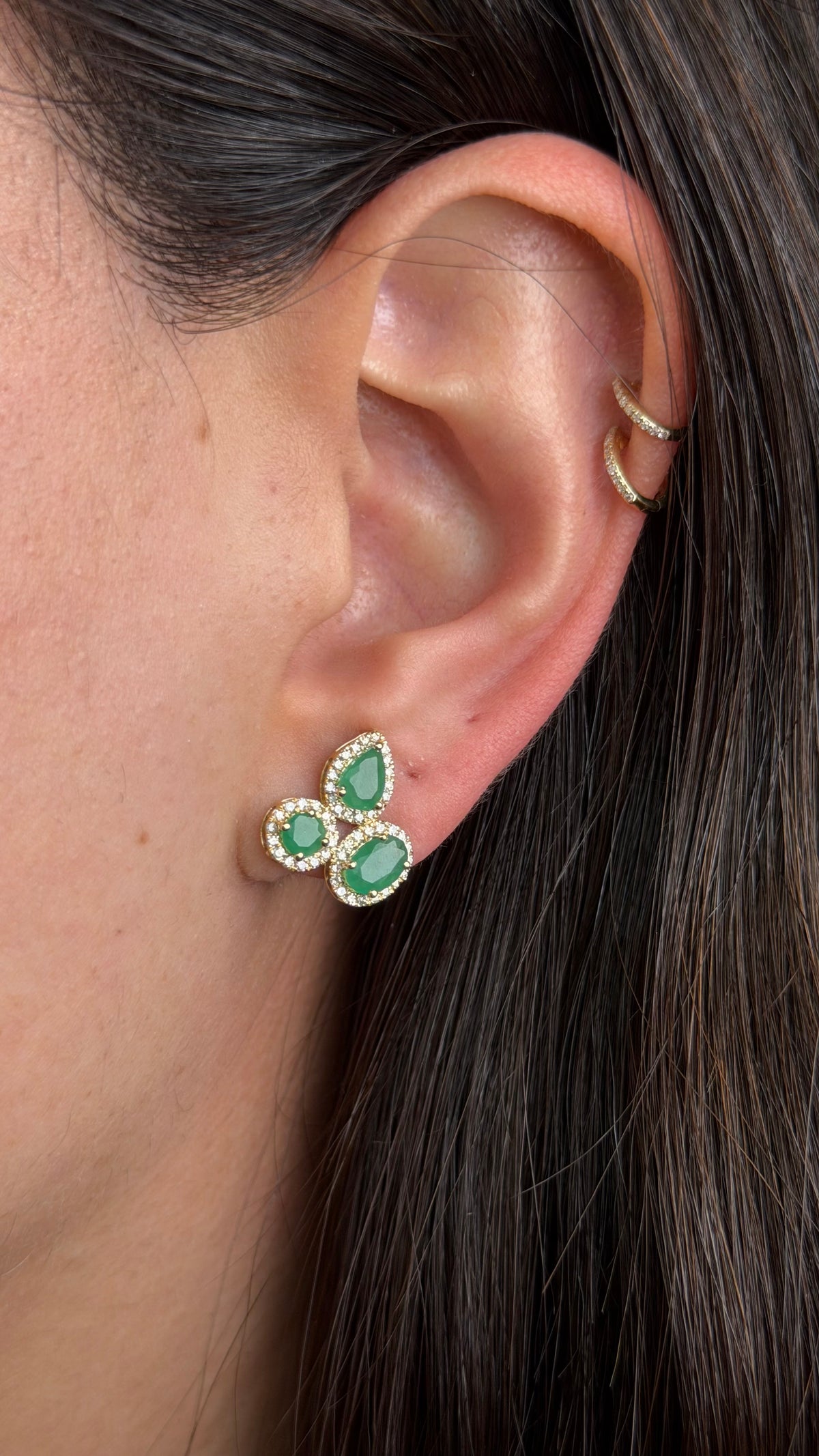 R0300 - Studs multishape esmeralda con halo