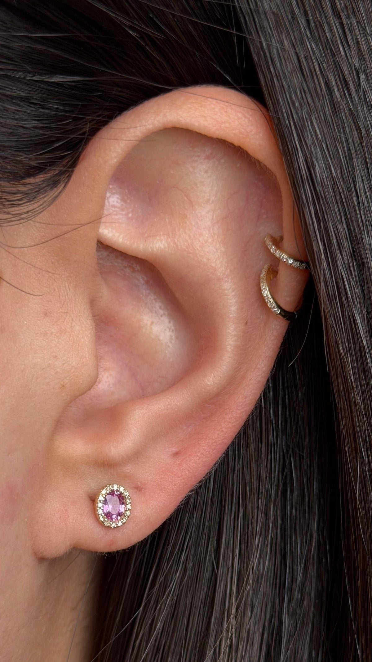 R0334 - Studs zafiro rosa oval chico con halo
