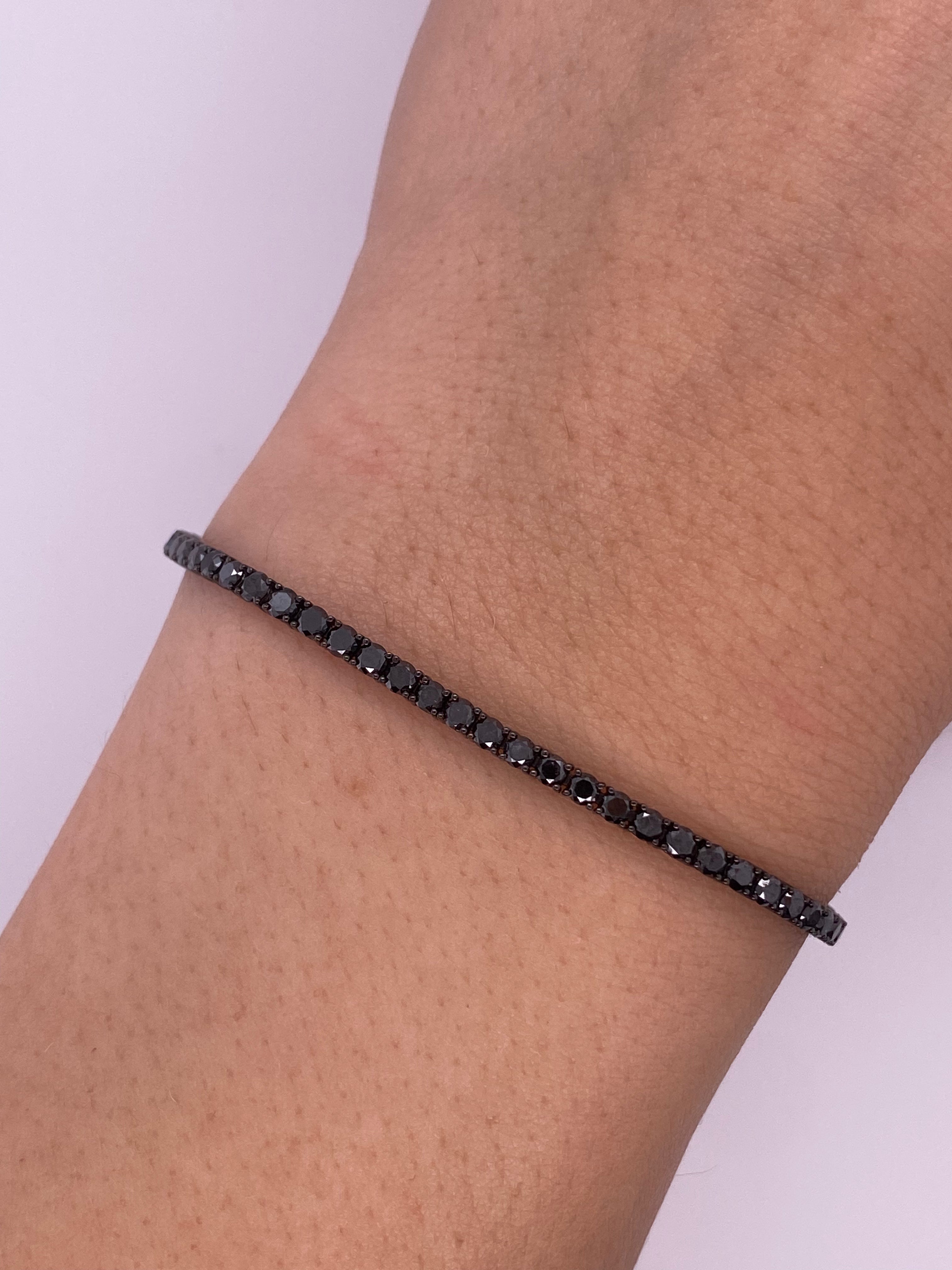 P0206 - Pulsera tennis 3.41 cts de diamante negro