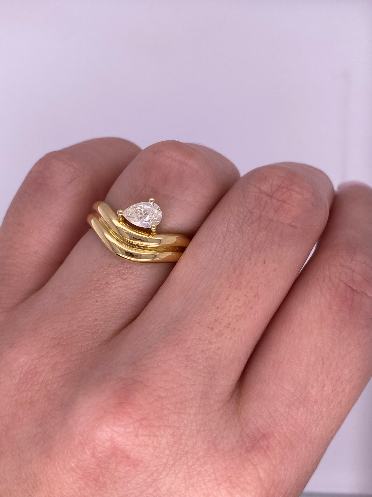 A0128 - Anillo doble fila chunky con diamante pera