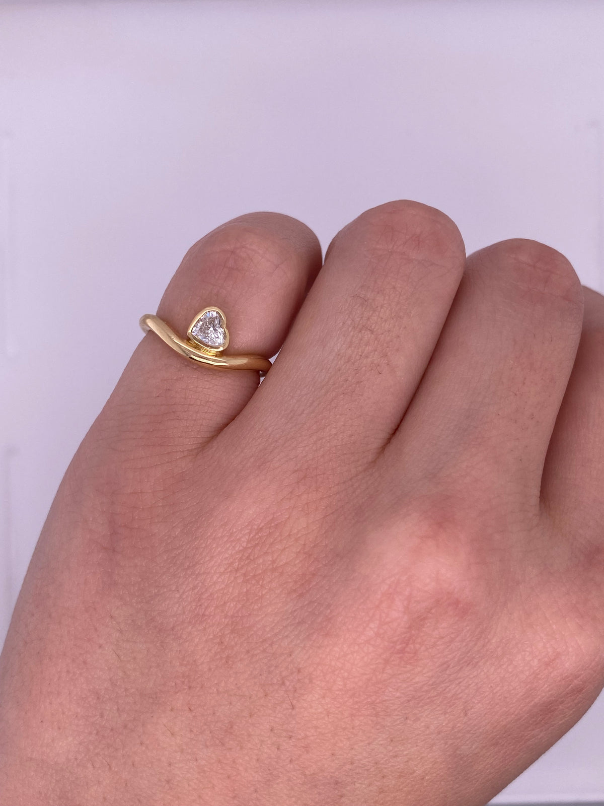 A0133 - Anillo pinky wavy chunky corazon biselado