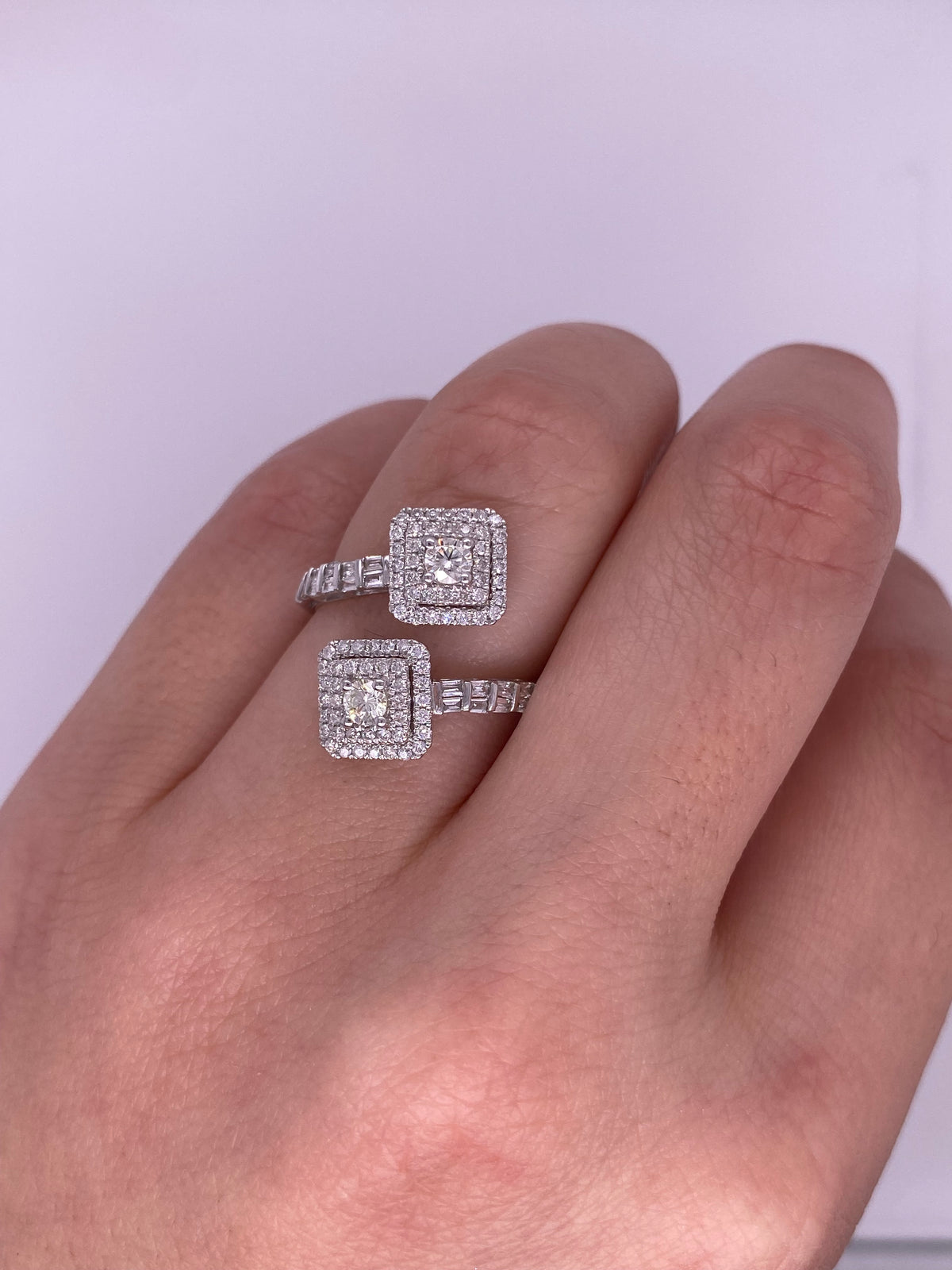 A0168 - Anillo doble fila cluster cuadrados con halo