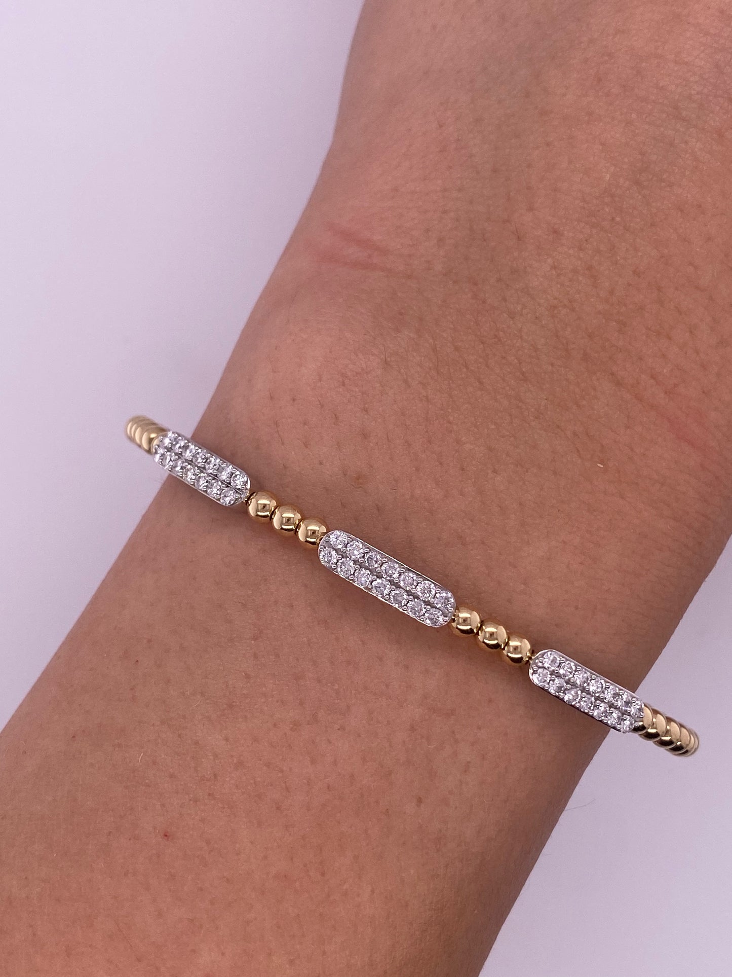 P0217 - Pulsera aro con tres rectángulos diamantes pave