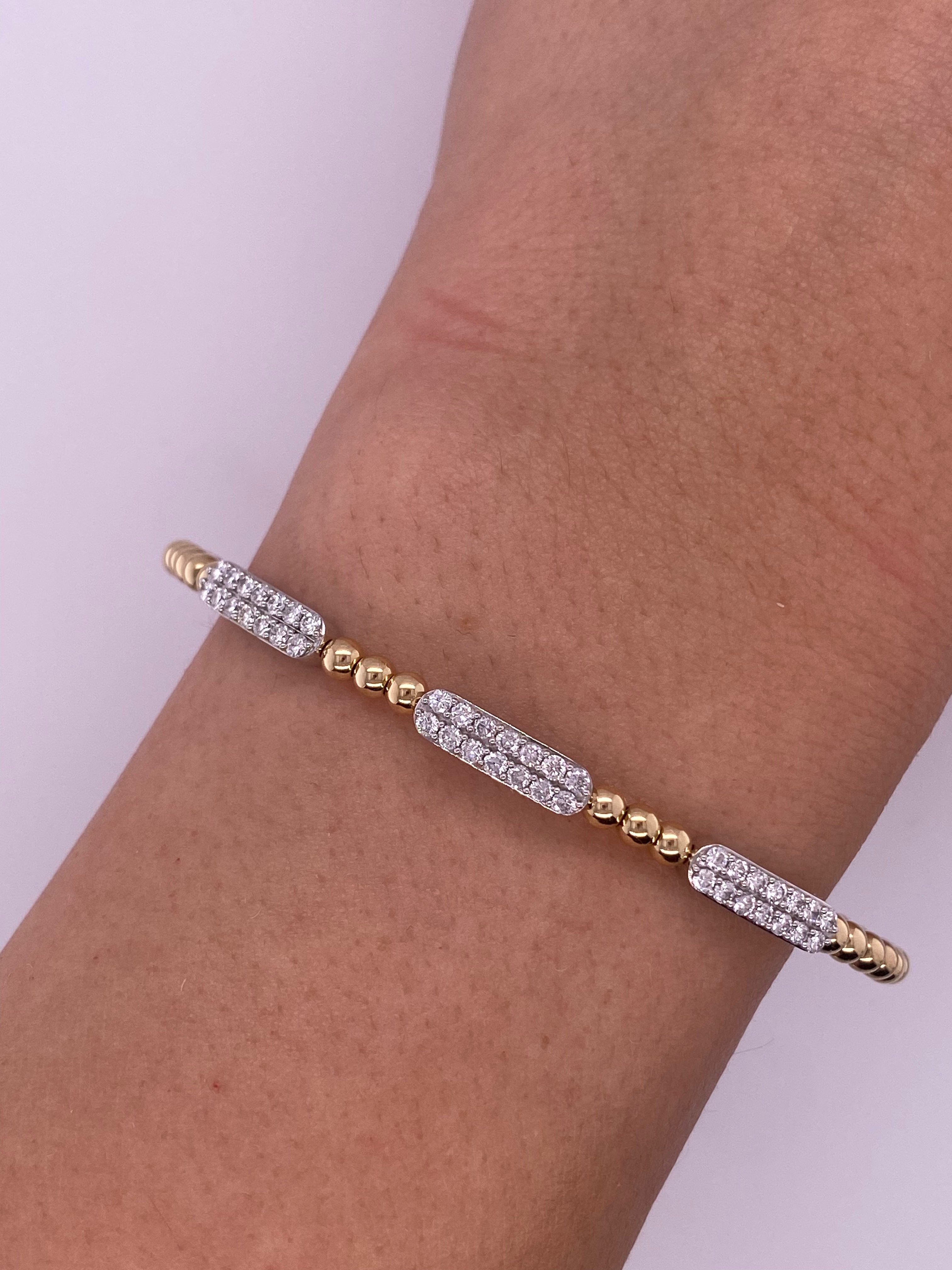 P0217 - Pulsera aro con tres rectángulos diamantes pave