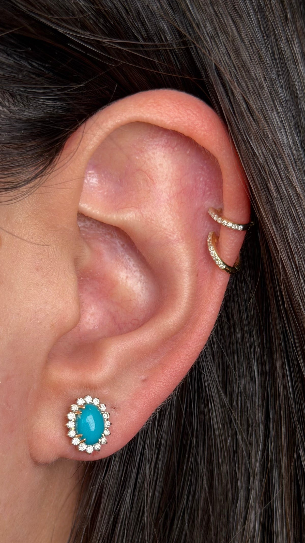 R0179 - Studs oval turquesa con halo