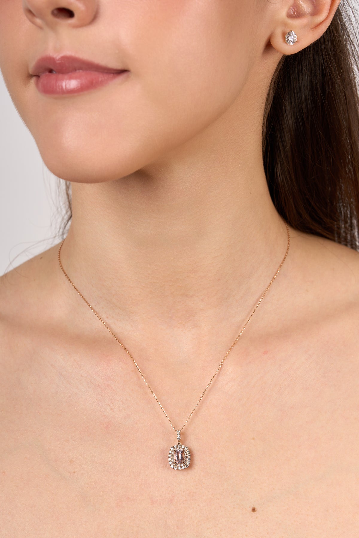 C0213 - Collar morganita con doble halo